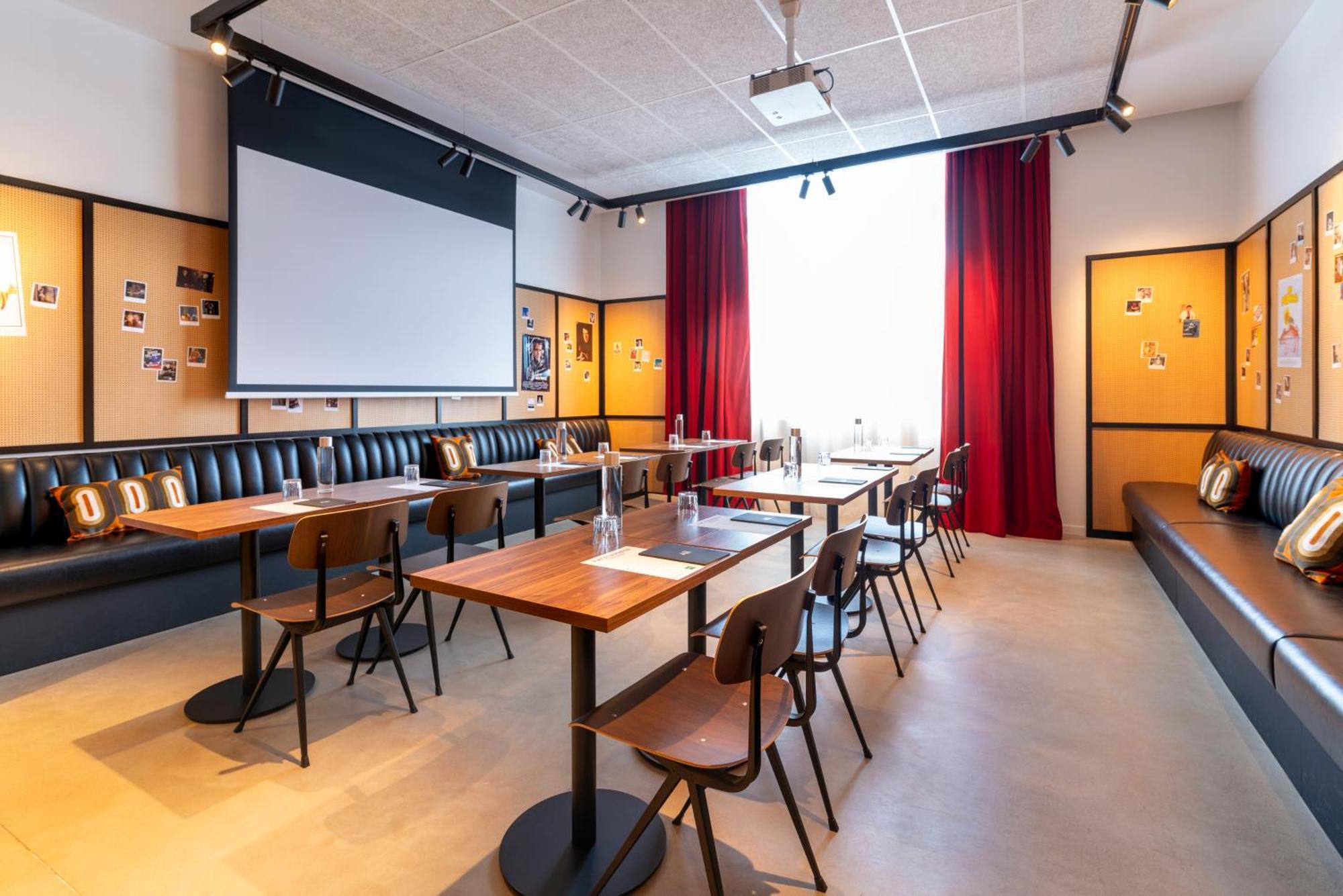 Ibis Styles Paris Вильжюиф Экстерьер фото