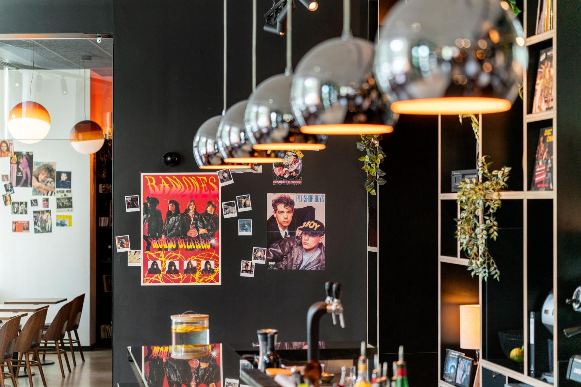 Ibis Styles Paris Вильжюиф Экстерьер фото